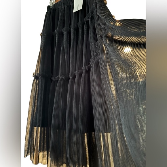 Anniewear Black Tule Maxi Skirt NWT - Picture 1 of 3